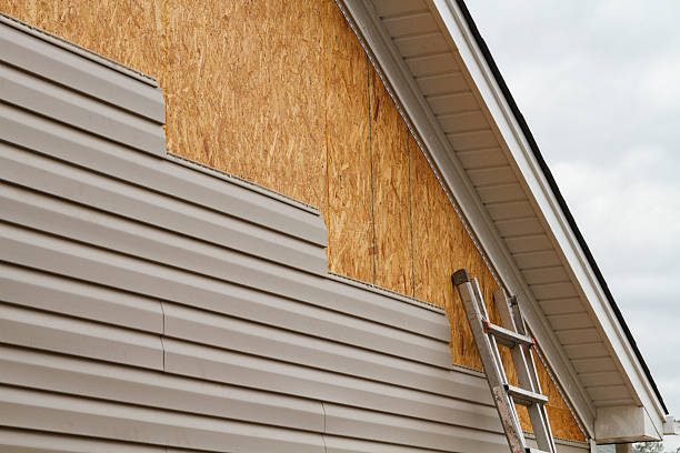 Professional Siding Repair technician working in Scottdale, PA